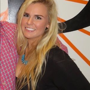 Meet your Posher, Maddie